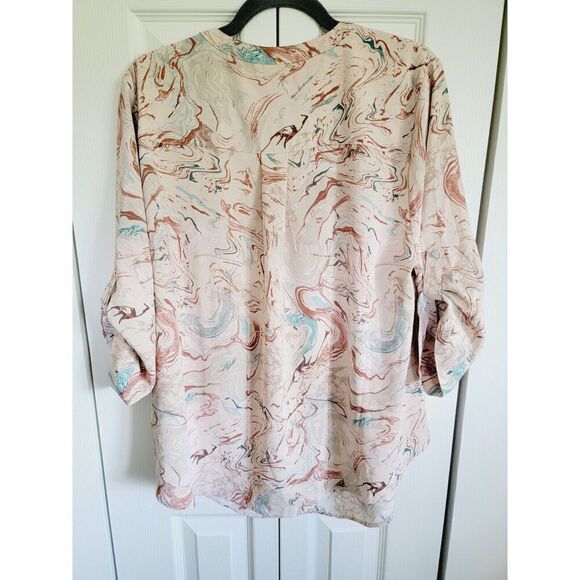 Torrid Harper 1 Shirt Top Roll Tab Sleeve Lightweight Peach Aqua Blouse 1X - Picture 2 of 7